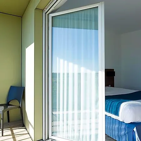 Libera Et Restaurant Colombelles Hotel 3*