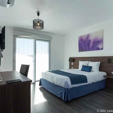 Libera Colombelles מלון 3*